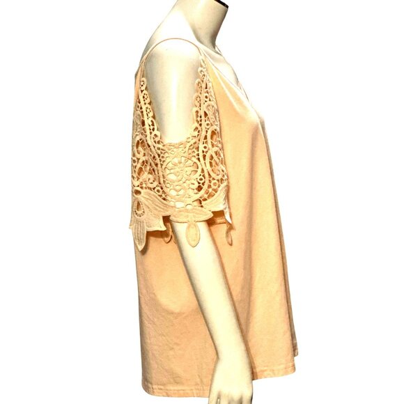CCC TSFDOD Lace Cold Shoulder Blouse With Crochet Sleeves V Neckline Size Medium - Picture 4 of 8